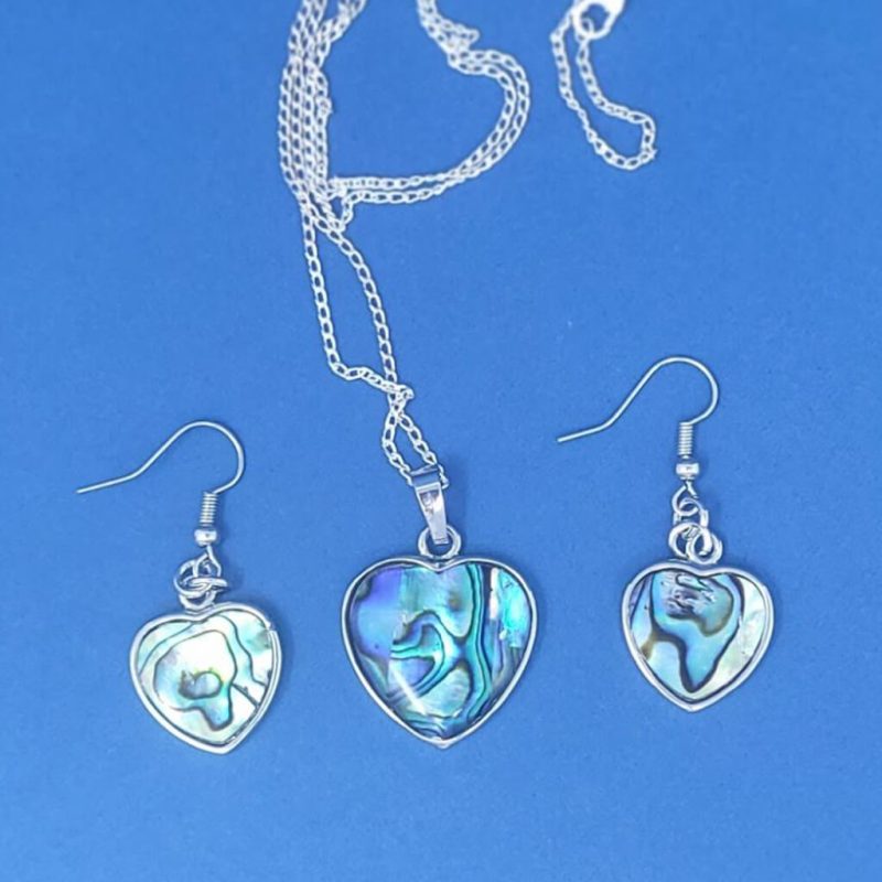 Heart shape caged abalone set
