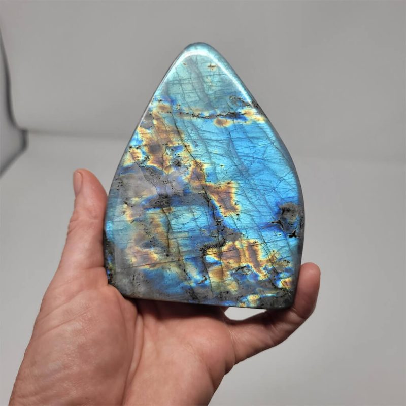 Beautiful Labradorite freeform